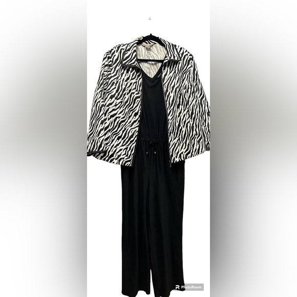 TanJay Zebra blazer Size Large petite black white pockets animal print zipper - Picture 10 of 10